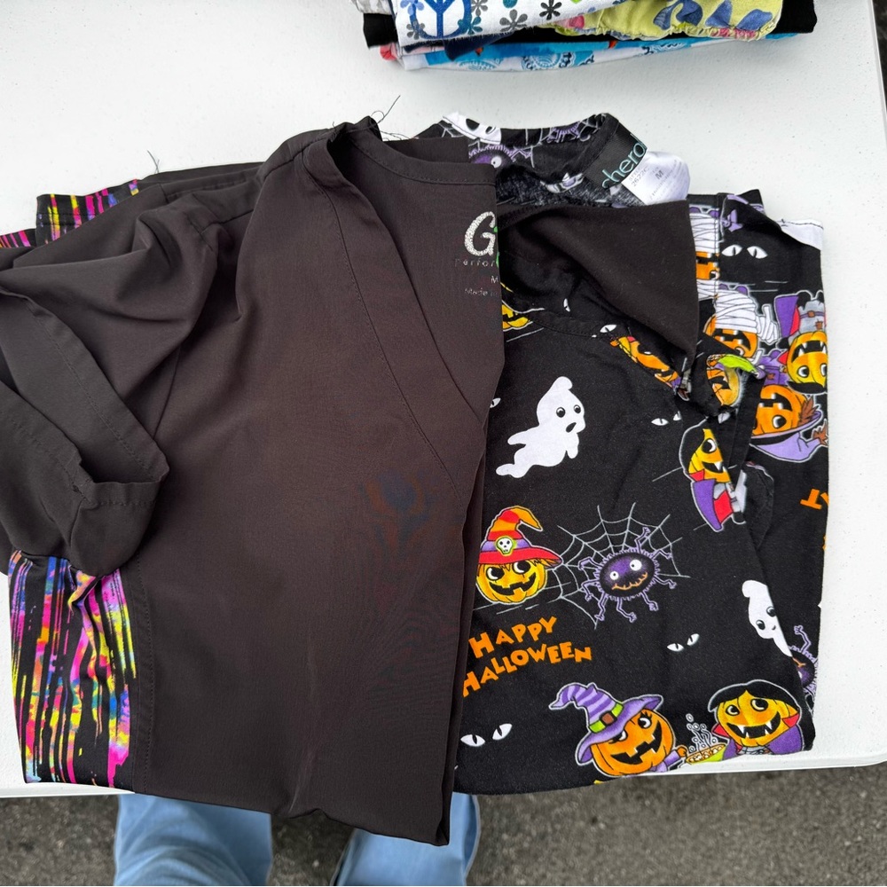 Halloween Graphic T-Shirts Bundle